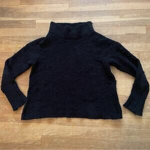 Catherine Malandrino black long sleeve sweater distressed b24